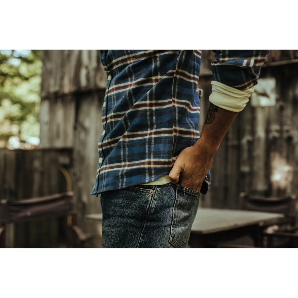 Taylor Stitch The Crater Flannel Shirt in River Plaid Sz 42 / L - Picture 8 of 12
